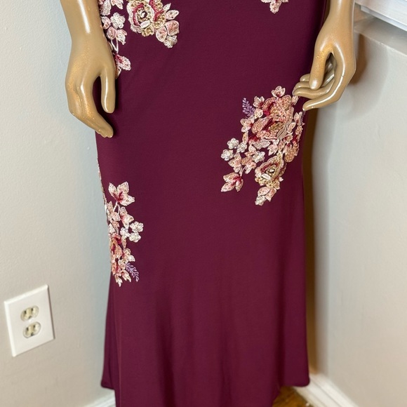 XCAPE NWT BURGUNDY FLORAL MAXI DRESS - Picture 4 of 6